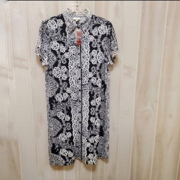 NWT Avenue Dress B&W Short Sleeve, Button, Collar Size 14/16 - Picture 1 of 16